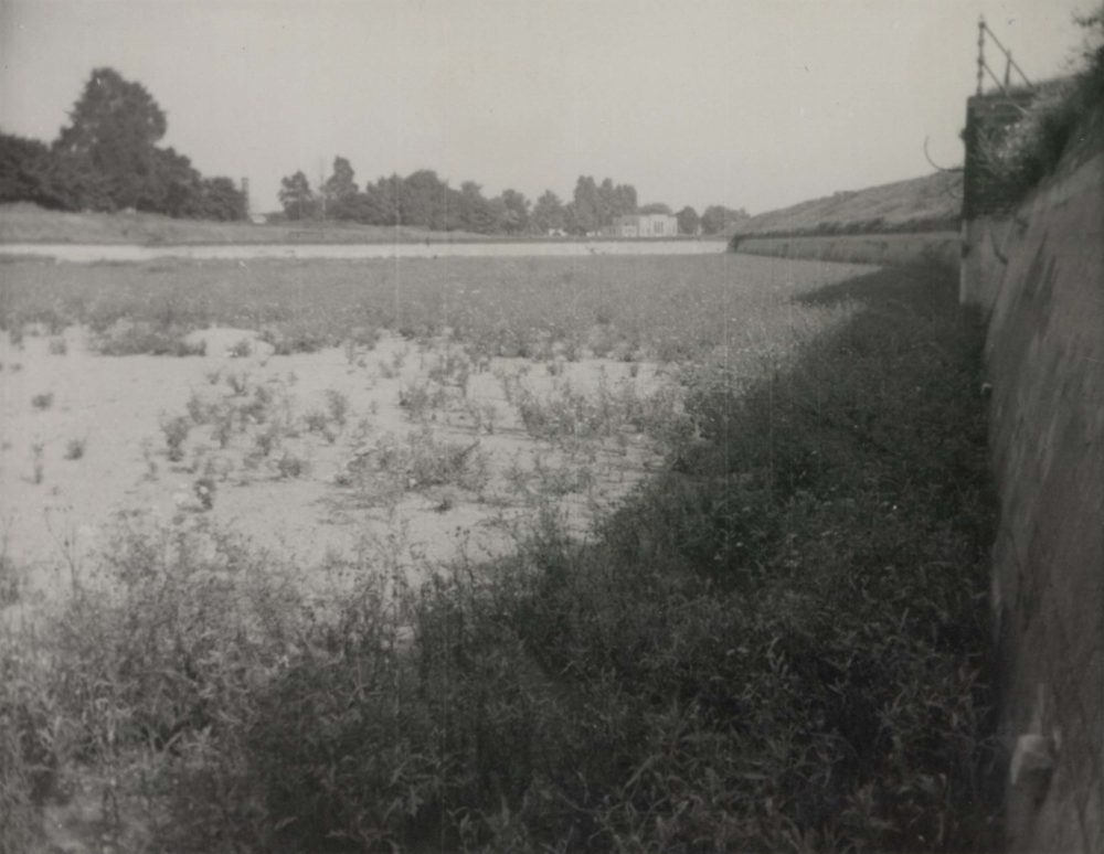 Metropolitan Water Board, Barnes Works, S.W. 13 – Filter Bed No. 14