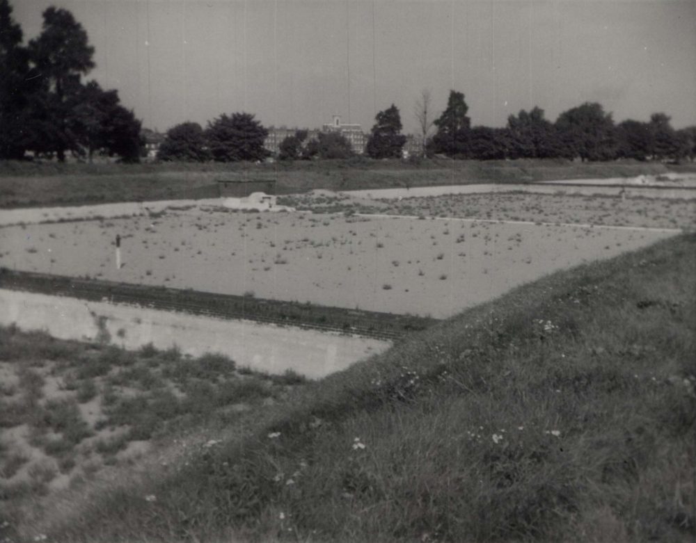 Metropolitan Water Board, Barnes Works, S.W. 13 – Filter Bed No. 13