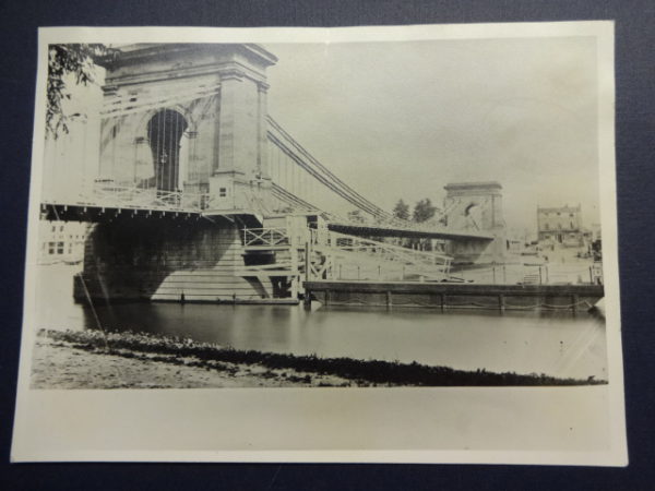 Hammersmith Bridge