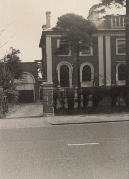Castelnau Villas