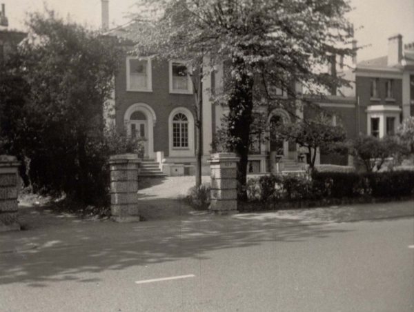 Castelnau Villas