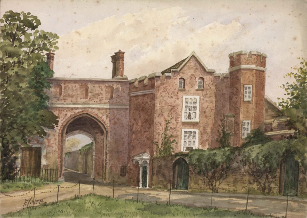 Old palace gateway from the courtyard, Richmond Surrey 1926