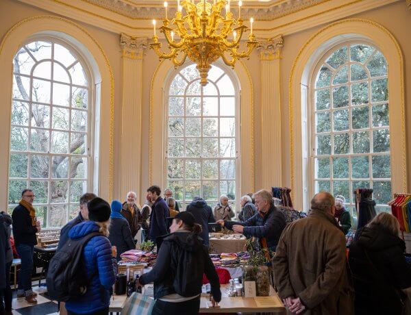 Applications now open – Christmas Shopping Weekend